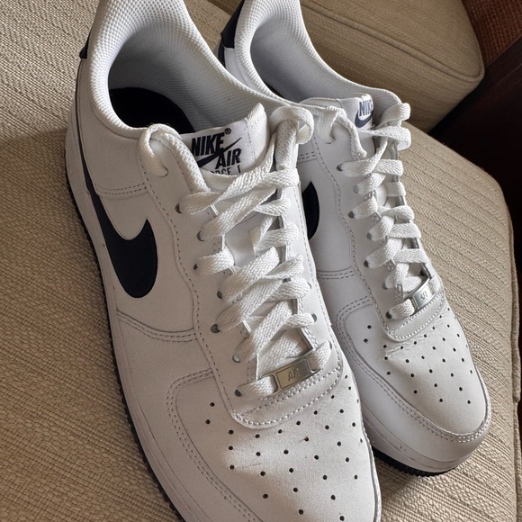 Nike Air Force 1 ‘07 Basketball Sneaker - White/Midnight Navy - Picture 6 of 7